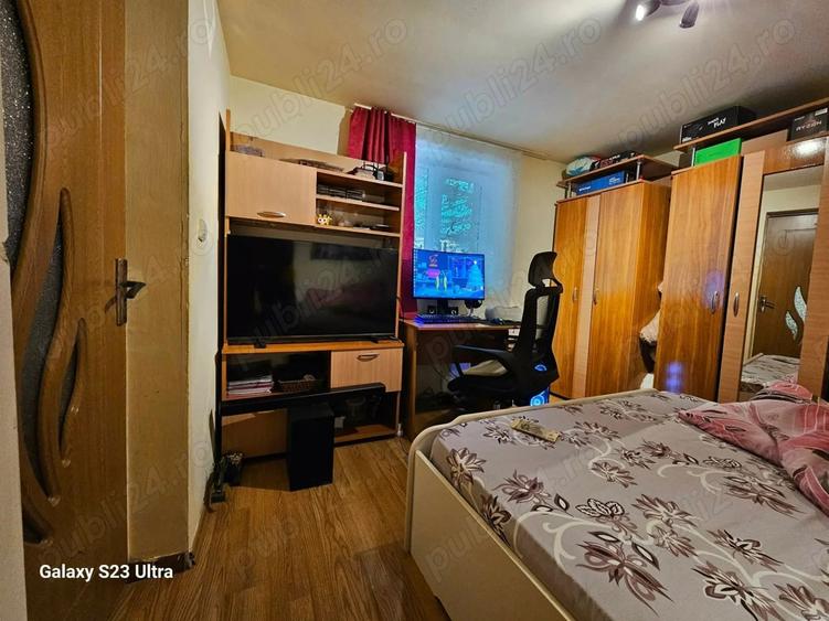 Vand proprietate cu 3 cladiri ?i curte mare - 5