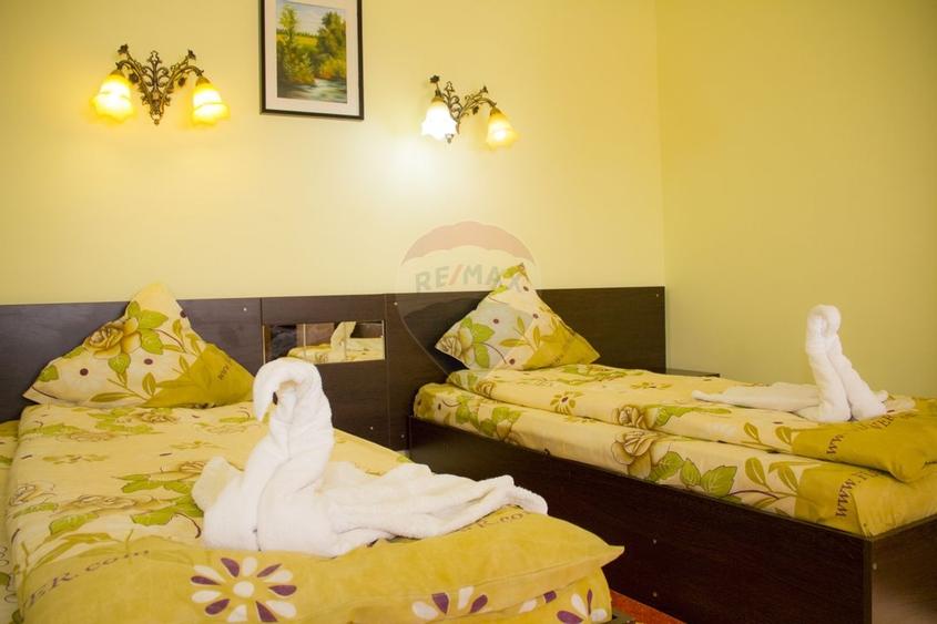 Hotel de vanzare la cateva minute de Podul Mogosoaia –Cu 40 de camere - 16