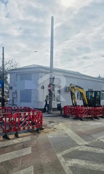 Casa spatioasa 9 camere /320 m utili/singur curte / Scoala Iancului- 444000 Euro - 2