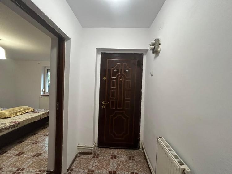 Casa plan parter, 323 mp teren, 85 mp utili, in apropierea C.N. Fratii Buzesti - 9