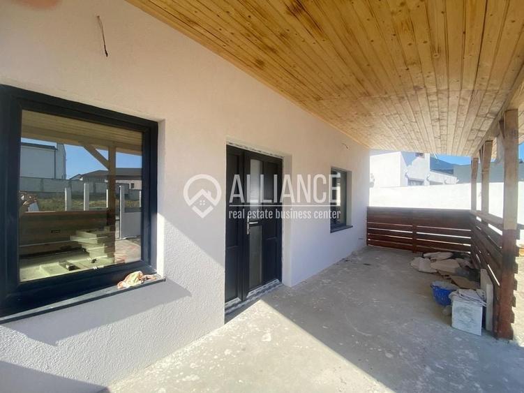 VALU LUI TRAIAN (COD07)Casă P+M (&icirc;naltă)cu 4 camere - 5