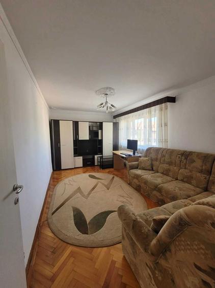 Persoana fizica inchiriez apartament 2 camere, Valea Aurie, comision 0 - 8