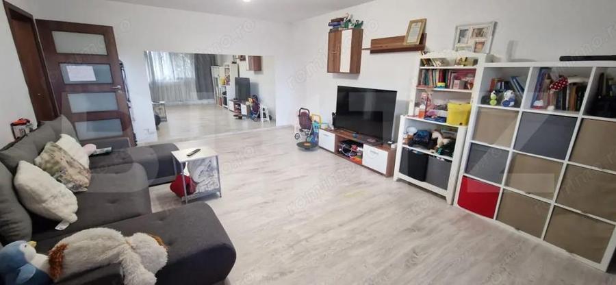 Vila spatioasa P+E+M, 254mp SU+M, 400mp teren, Braniste. - 16