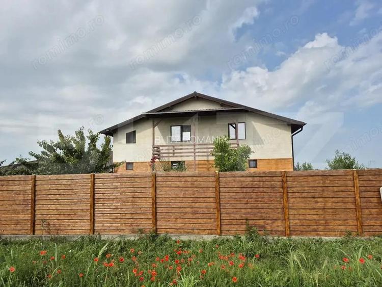 Proprietate multifunctionala,VILA,Teren 28000 mp+afacere piscicultura functionla