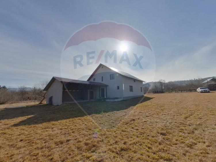 Casa / Vila cu 8 camere de vanzare - 8