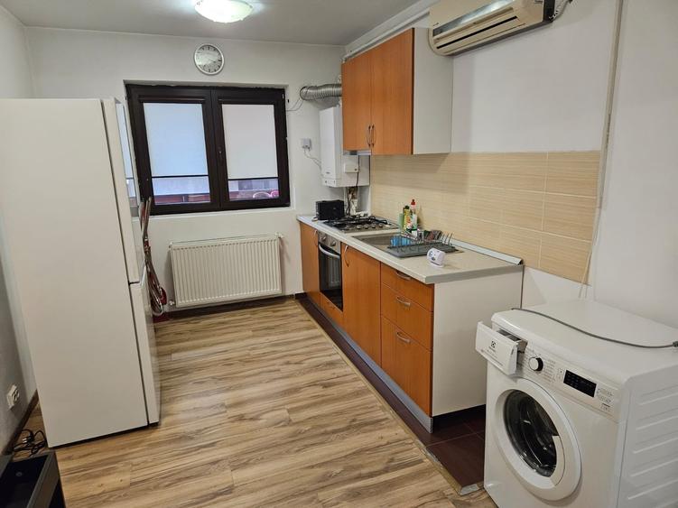 BERCENI  ,METROU DIMITRIE   LEONIDA,GARSONIERA INCHIRIERE - 4