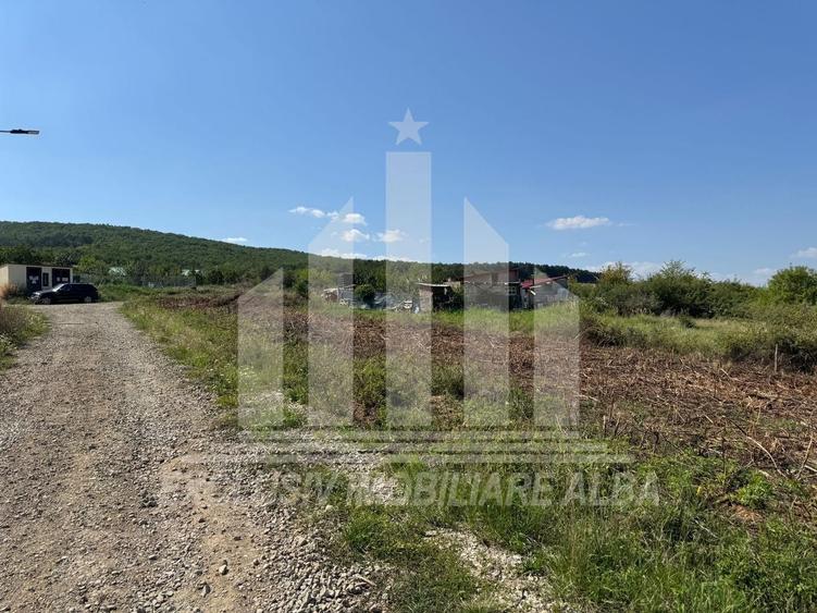 Teren intravilan | De vanzare | 1400 mp | Micesti - 1