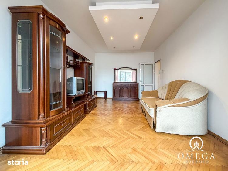 3 camere Decomandat Podu Ros Etajul 3 - 10