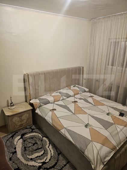 Apartament cu 2 camere semidecomandat, mobilat în Micro 13