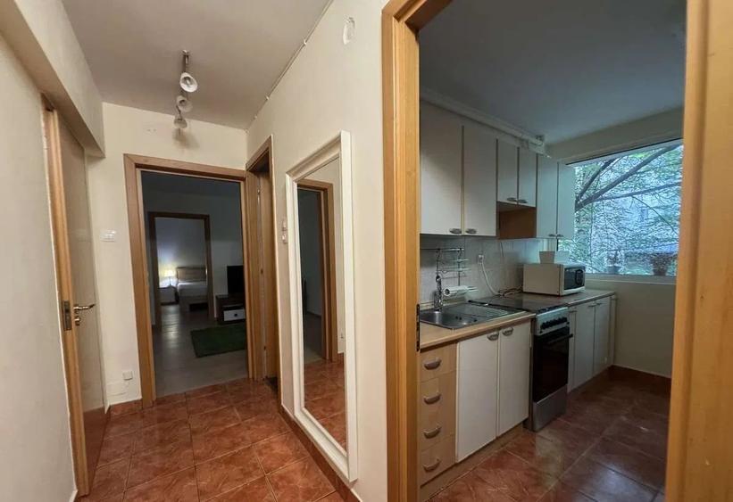 UNIVERSITATE, AP 2 CAM MOBILAT SI UTILAT MODERN - 6