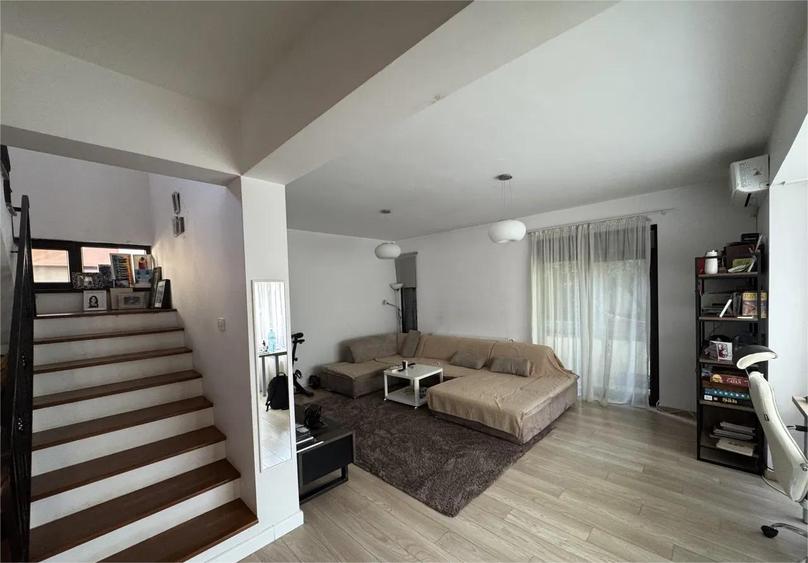 Comision 0% | Vila la cheie| Intrare Chiajna - Rosu - 1