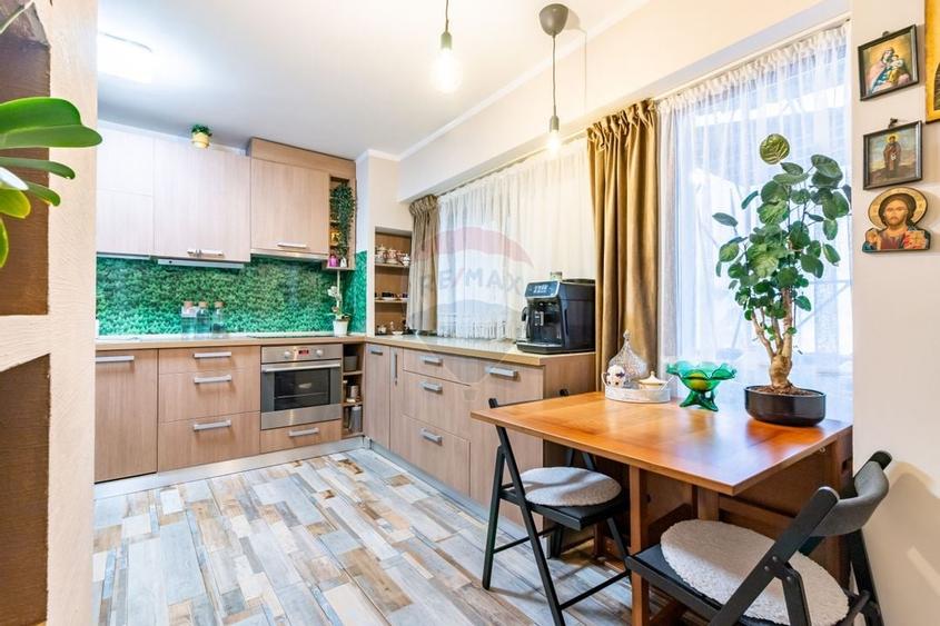 Apartament de vanzare, 3 camere la Piata Unirii, 2x parcare, metrou - 9