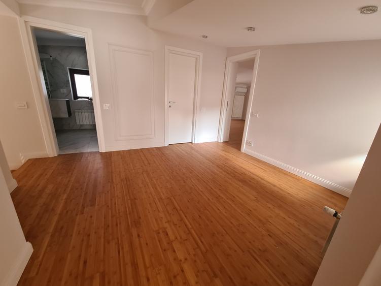 OMNIA-Proprietati alese! Vila de lux, in Baneasa. Confort, spatiu, intimitate. - 43