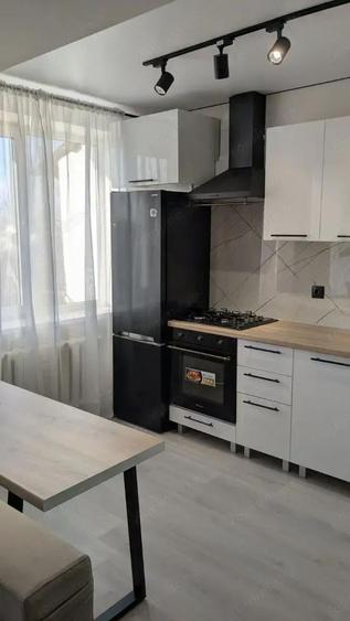 Apartament cu 2 camere de vanzare in zona Coresi - 2