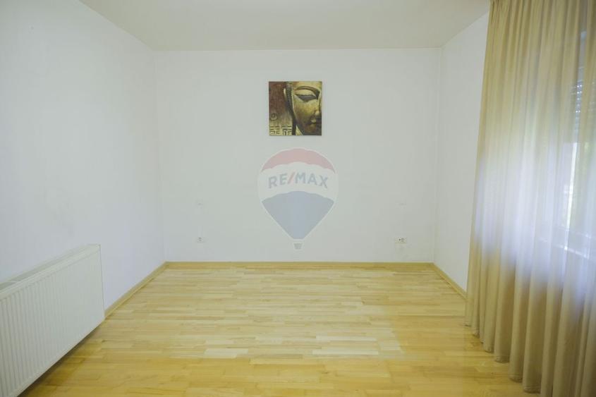 Casă cu piscină și teren de tenis – Girov, 10 min de Piatra Neamț - 4