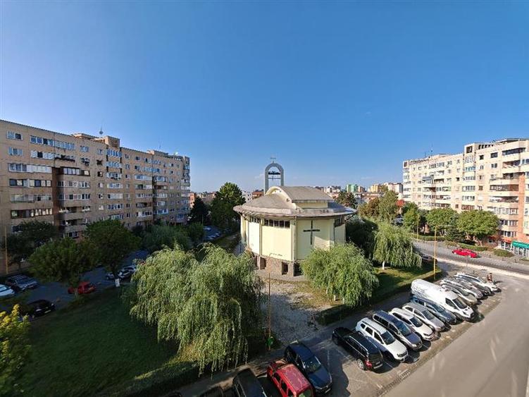 Inchiriem Apartament 3 Camere, Modern, Open Space, Judetean - 9