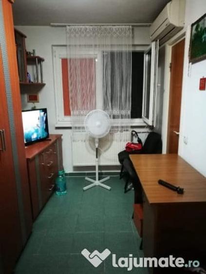 Proprietar. La METROU Costin Georgian, Garsoniera Etaj 2/4 - 9