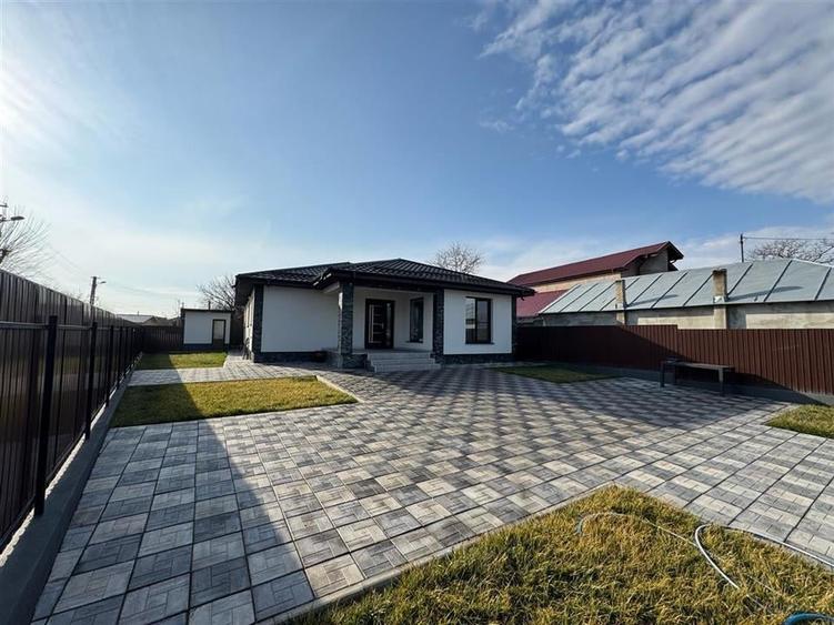 Casa de vanzare , mobilata si utilata complet, constructie noua - 3