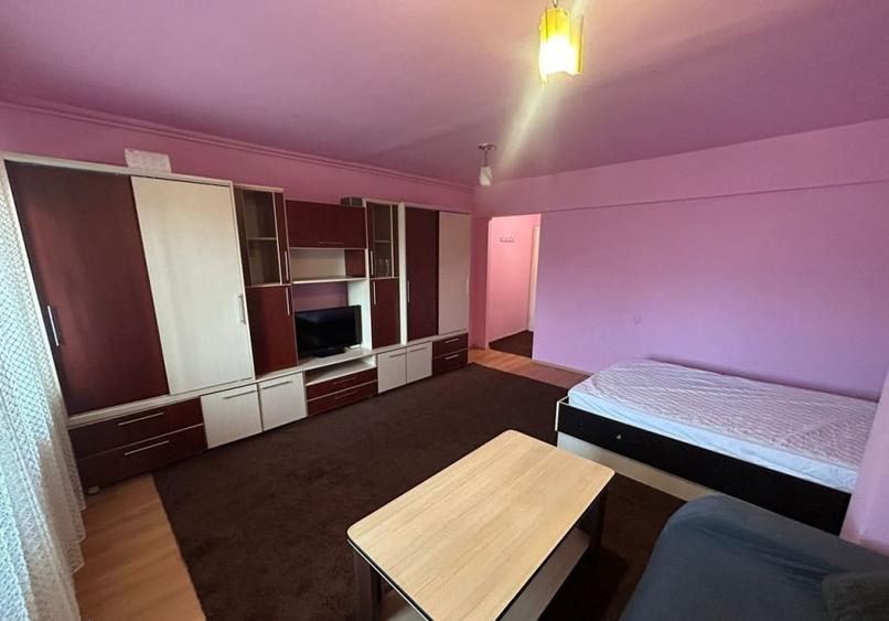 Garsoniera 30 mp de vanzare in Cetate zona Spital mobilata - 1