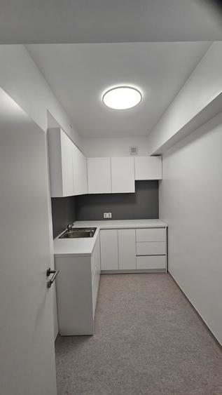 Spatiu comercial de vanzare, pretabil clinica medicala 180 mp utili! - 10