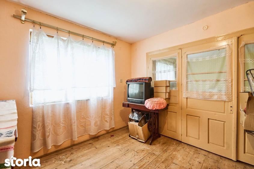 Casă cu 4 camere cu Teren 4213 Mp în Nucșoara