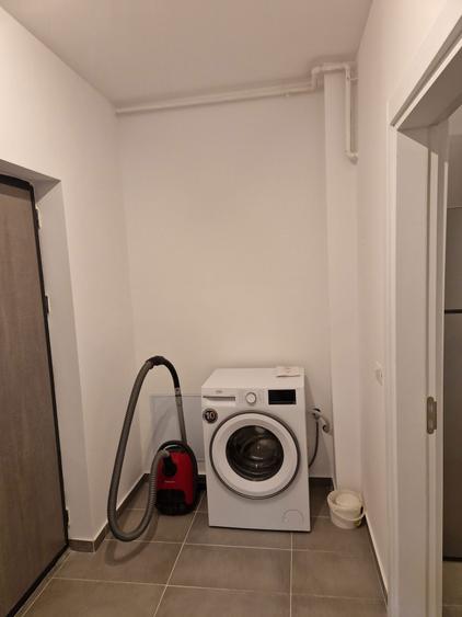 Inchiriez garsoniera 38mp utili 10minute metrou - 2