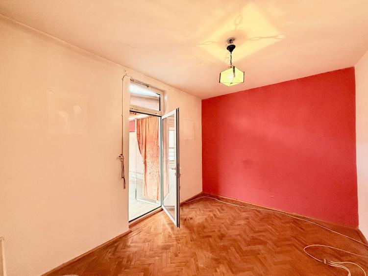 Vila 180 mp desfasurati cartier de case Belvedere Regie - 27