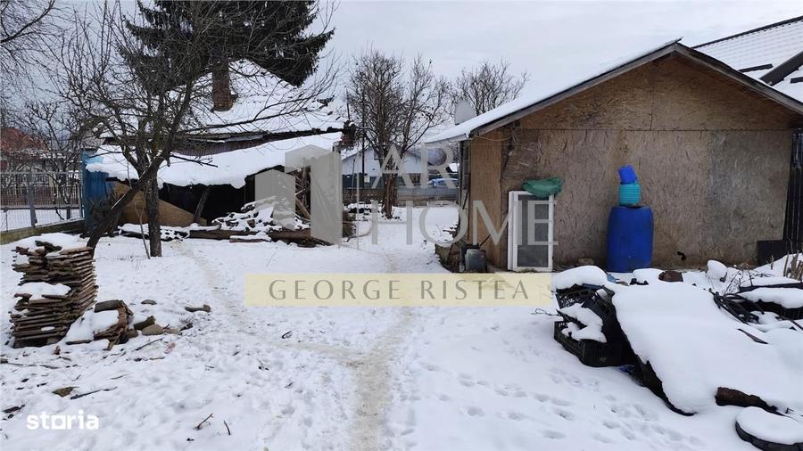 Teren 3310 mp + Casa Batraneasca Bobolia - 2