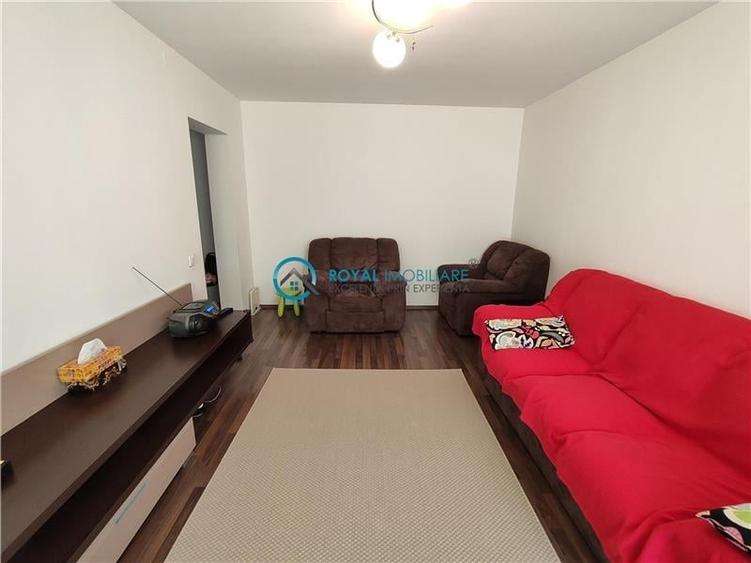 Royal Imobiliare - Inchiriere Apartament zona Republicii - 2