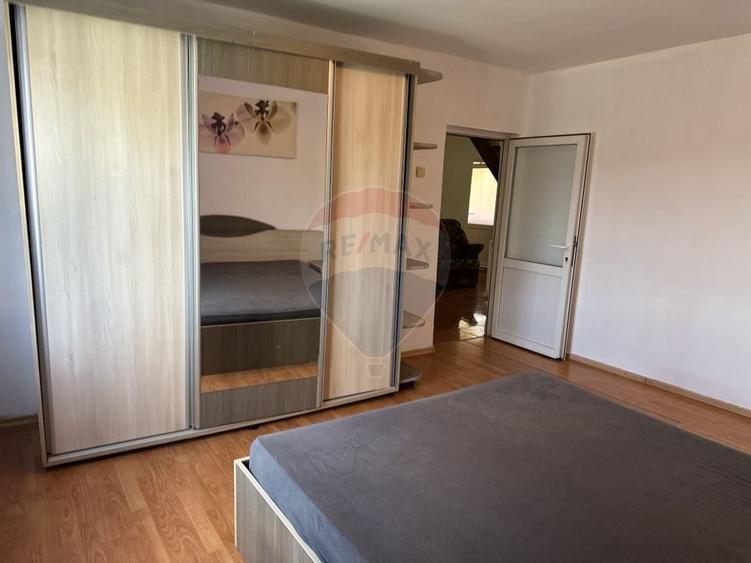 Casa spatioasa in Ciritei, gata de mutat - 7