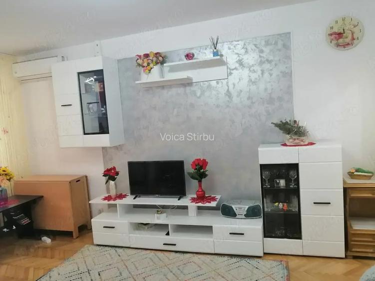 Garsoniera tip studio Titan, renovata,utilata, mobila pe comanda Garsoniera tip studio Titan, renovata,utilata, mobila pe comanda