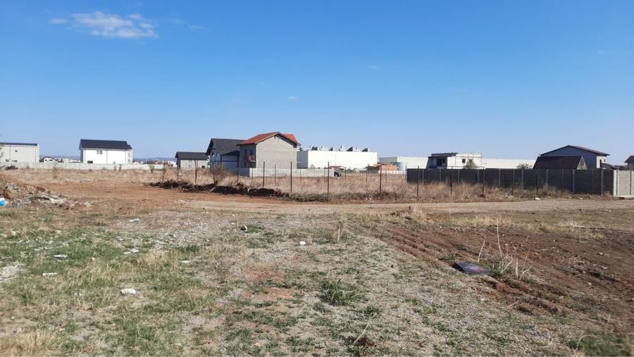 Vand teren zona carffour ! - 1