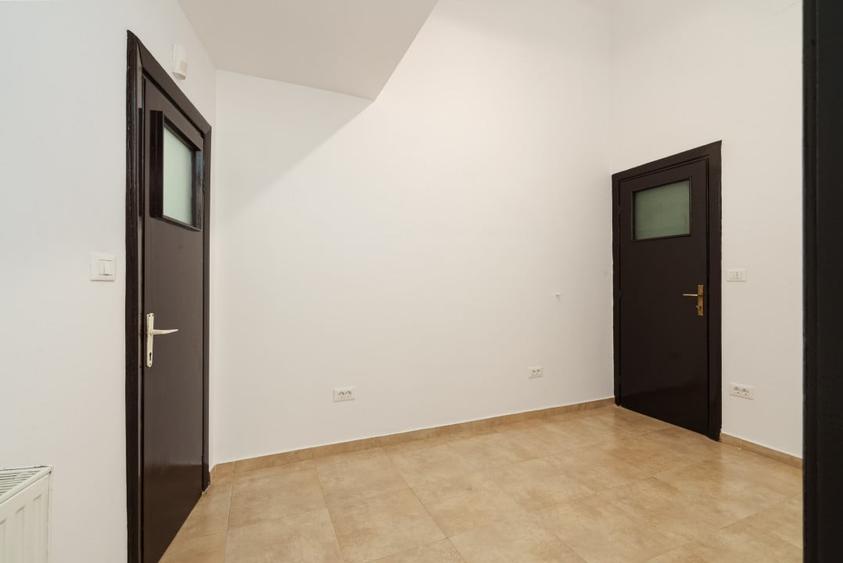 VILA INTERBELICA DE 550 MP-FOISORUL DE FOC - 8