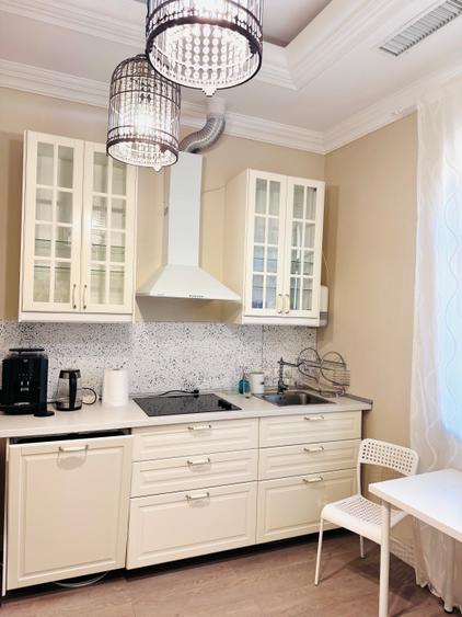 Unirii / Vila Exclusivistă Birouri - Notariat / 8 Birouri si Parcare 5 Locuri - 10