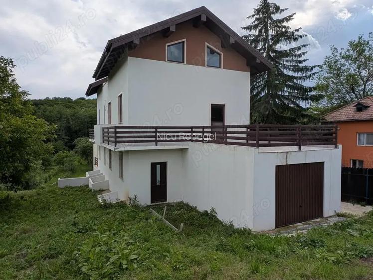 Casa Gura Vaii Bujoreni