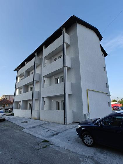 Inchiriez Apartament Confort 1 Strada 9 Mai Bloc Nou langa Parcul Lido - 6
