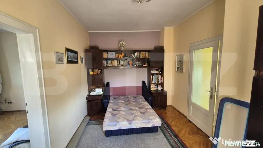 Casa de vanzare cu potential enorm, 410 mp, teren 885 mp, Pi - 14