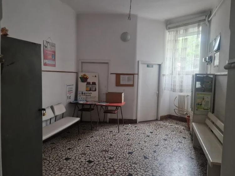 Spațiu comercial, de 35 mp, în Semicentral