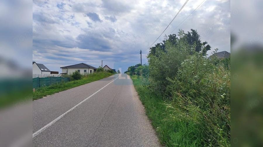 Teren de 1700 mp, în Rediu
