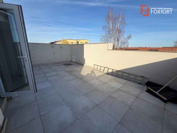Apartament cu 4 camere decomandat, mobilat în Giroc