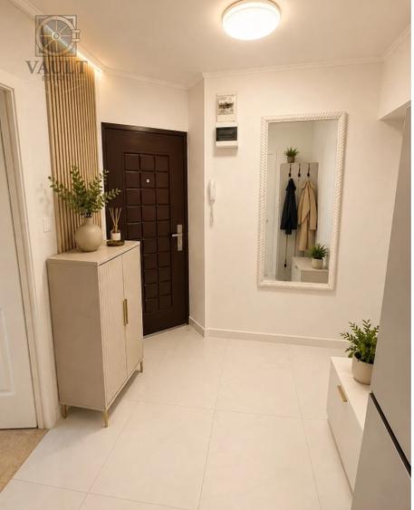 Apartament cu 3 camere decomandat, mobilat în Titan