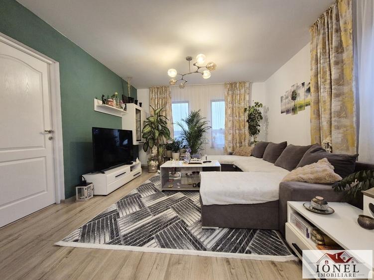 Casă individuală cu 3 camere cu Teren 1521 Mp în Sântimbru