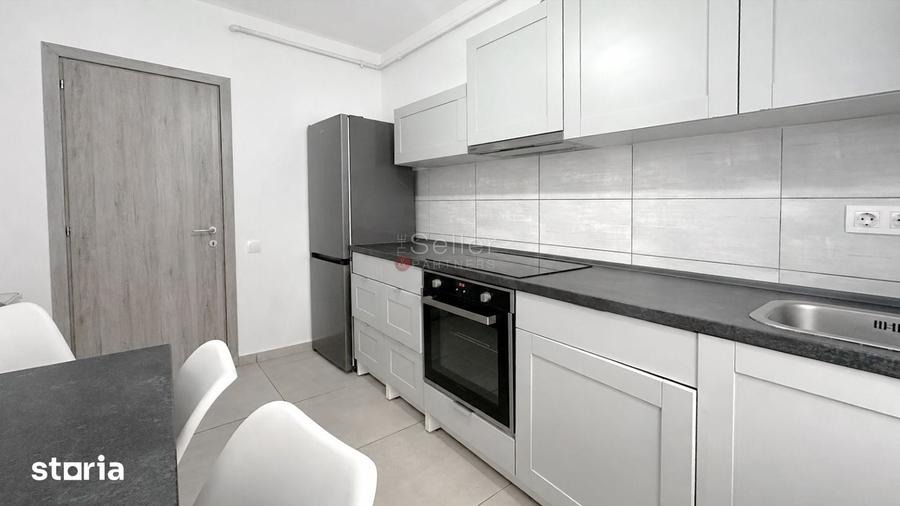 Apartament cu 3 camere în Tractorul