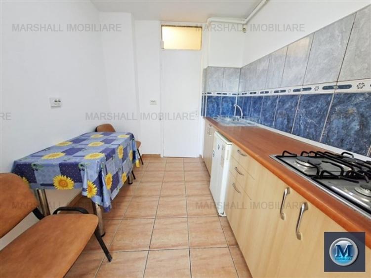 Apartament cu 2 camere decomandat în Republicii