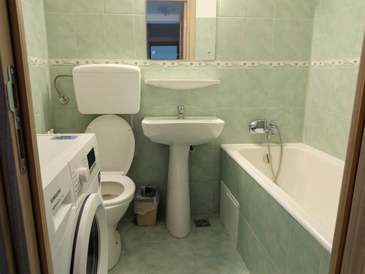Apartament cu 2 camere decomandat în Dristor