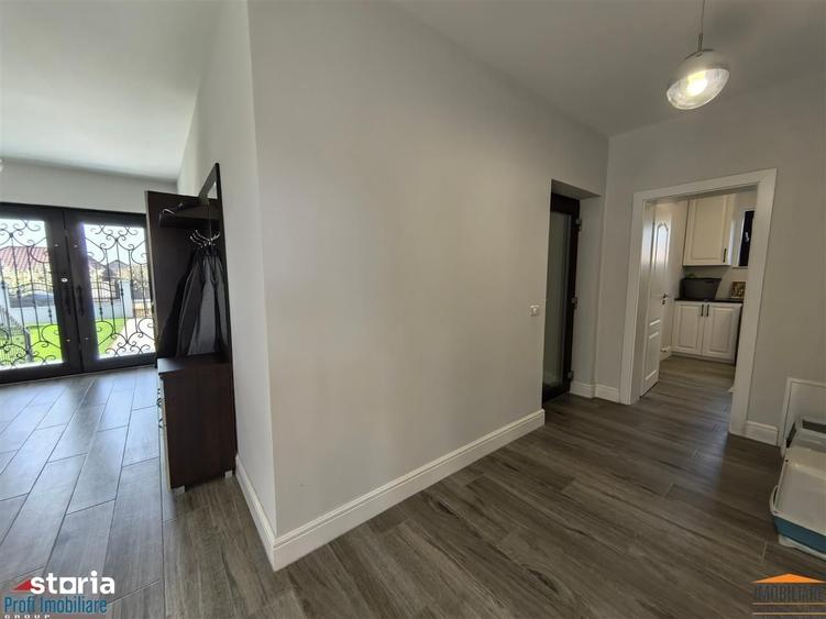 Casă cu 6 camere cu Teren 1523 Mp în Livada