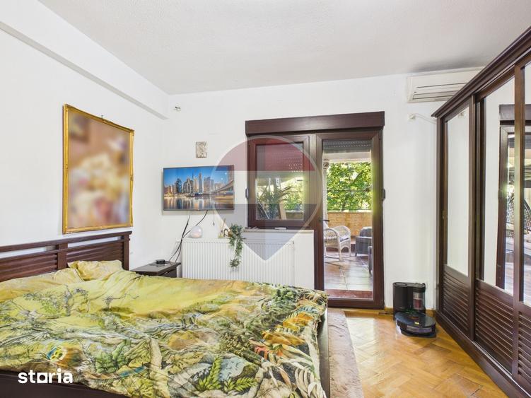Apartament cu 5 camere în Primăverii