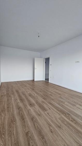 Apartament cu 2 camere decomandat în Berceni