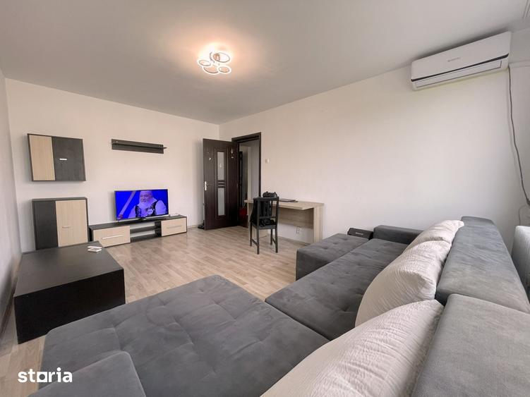 Apartament cu 3 camere decomandat în Berceni