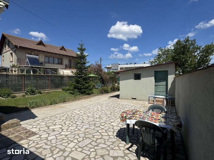 Casă cu 6 camere cu Teren 490 Mp în Agigea